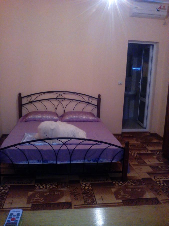 Guesthouse U Moti New Athos Luaran gambar