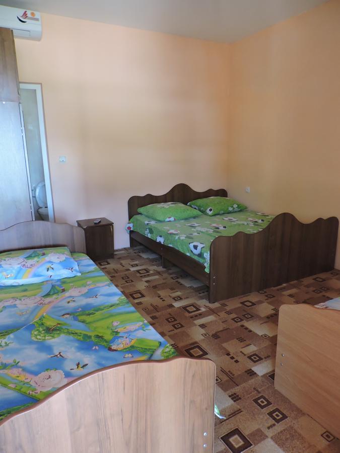 Guesthouse U Moti New Athos Luaran gambar
